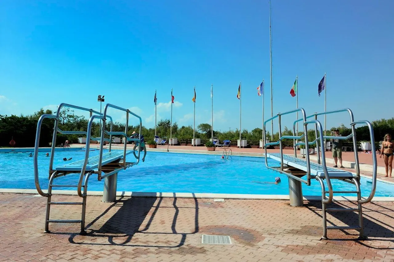 Fiordo Topazio Albarella Island 0*,  إيطاليا