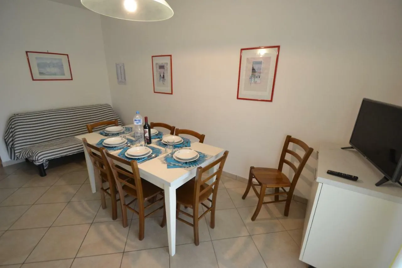 فيلة Fiordo Topazio Albarella Island